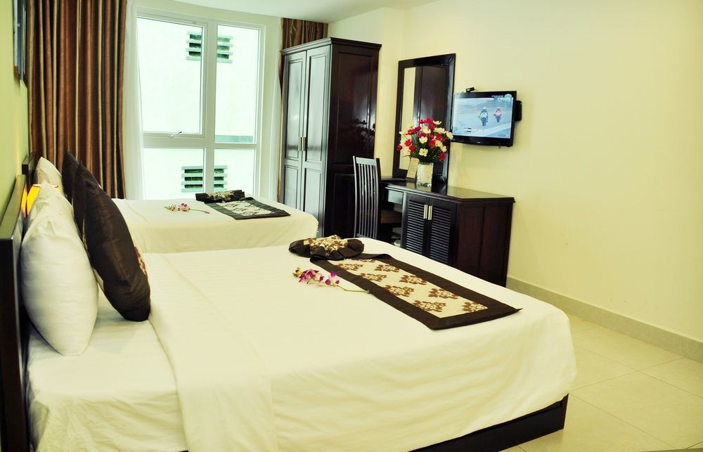 Tay Bac Hotel Дананг Экстерьер фото
