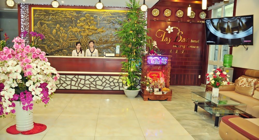 Tay Bac Hotel Дананг Экстерьер фото