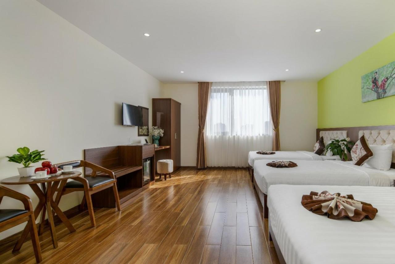 Tay Bac Hotel Дананг Экстерьер фото